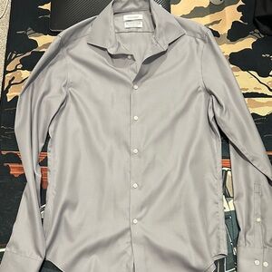Calvin Klein Men's Silver-Gray Stretch Dress Shirt